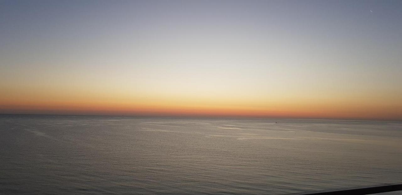 Appartamento Sul Mare... Misano Adriatico Esterno foto